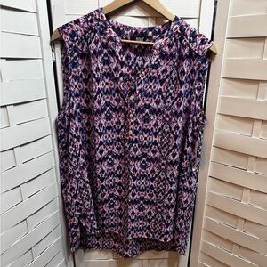 NWT a.n.a French Fuchsia Ikat Kaleidoscope Tank Blouse